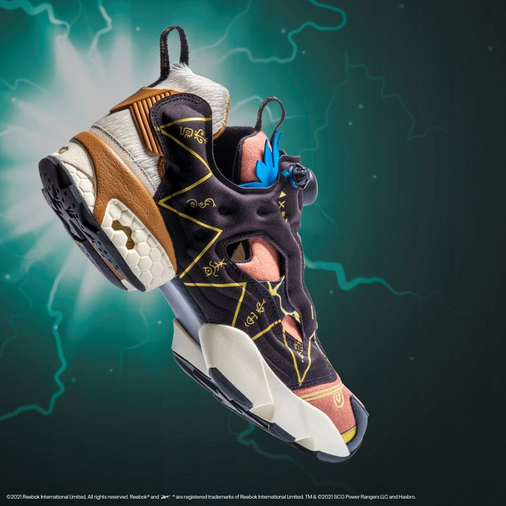 Reebok Power Rangers Instapump Fury 94 Shoes Sort Guld | GHU058173